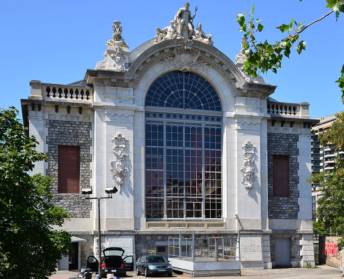 1200px Batiment des Forces motrices