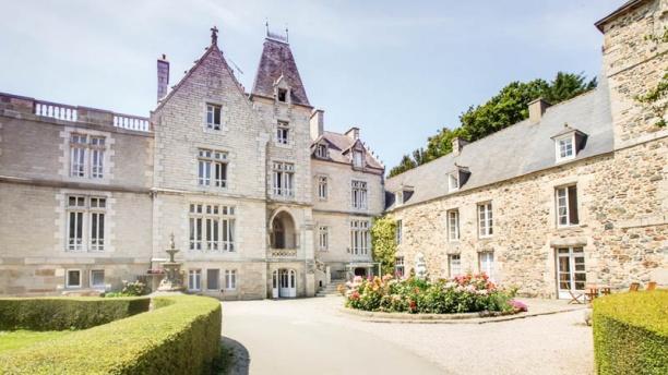 chateau du val vue facade e61cf