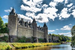 Vignette de DEUX SPECTACLES DE MAGIE POUR ENFANTS A JOSSELIN